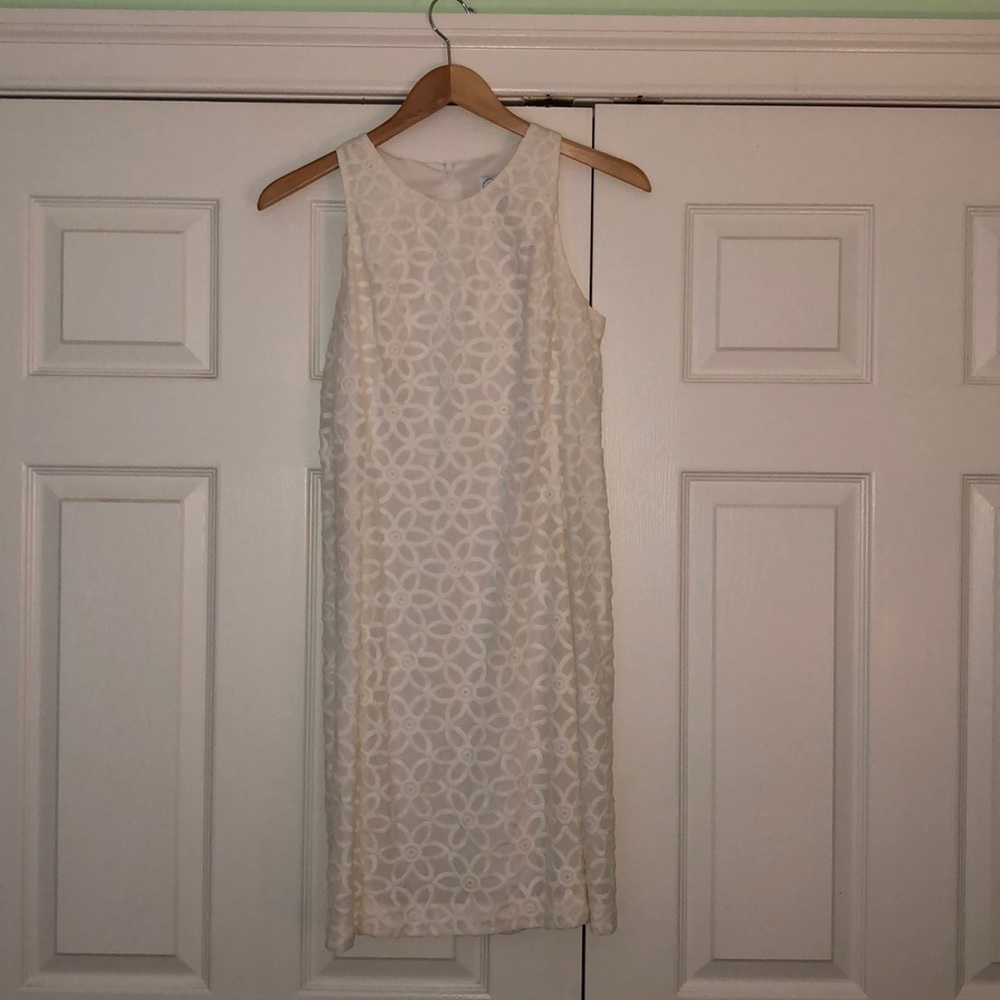 White Dress with embroidery